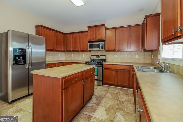 5080 Fieldstone View Circle, Cumming, GA 30028