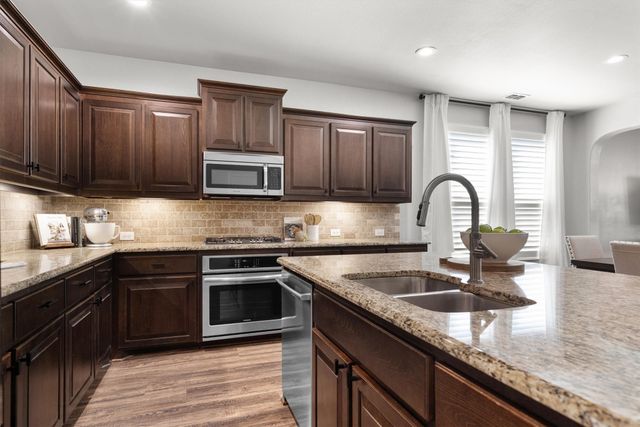 1840 Lark Lane, Argyle, TX 76226