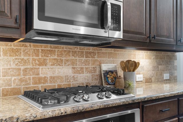 1840 Lark Lane, Argyle, TX 76226