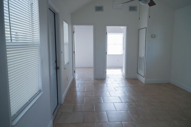 908 W 5th Street, Riviera Beach, FL 33404