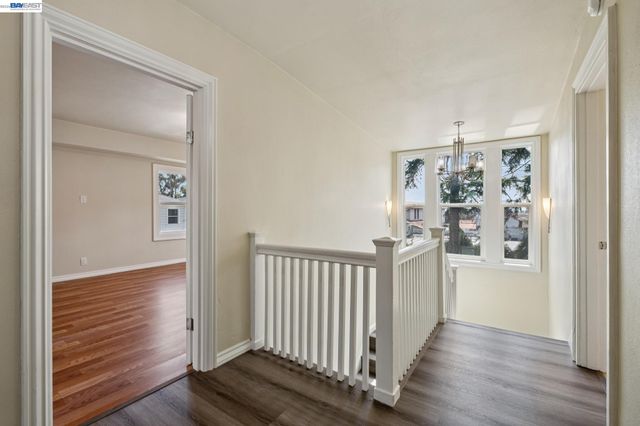 6031 Camden St, Oakland, CA 94605