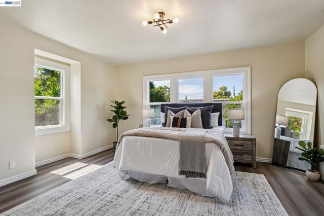 6031 Camden St, Oakland, CA 94605