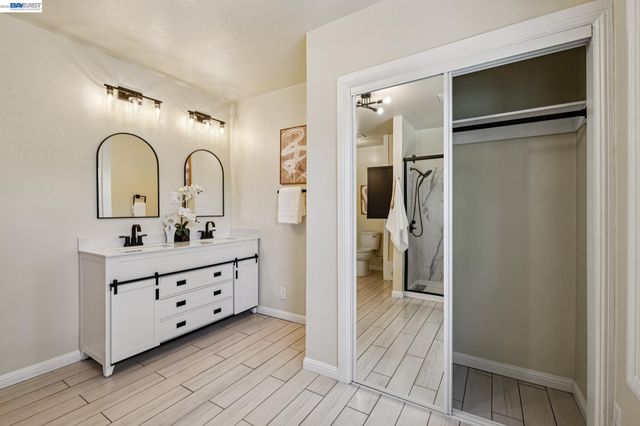 6031 Camden St, Oakland, CA 94605
