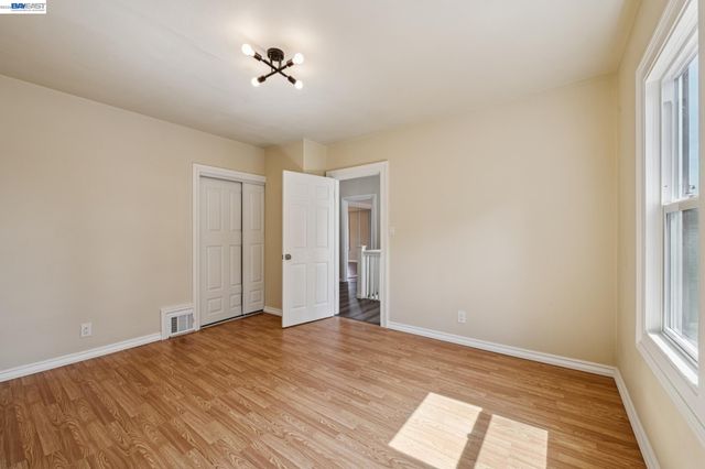 6031 Camden St, Oakland, CA 94605