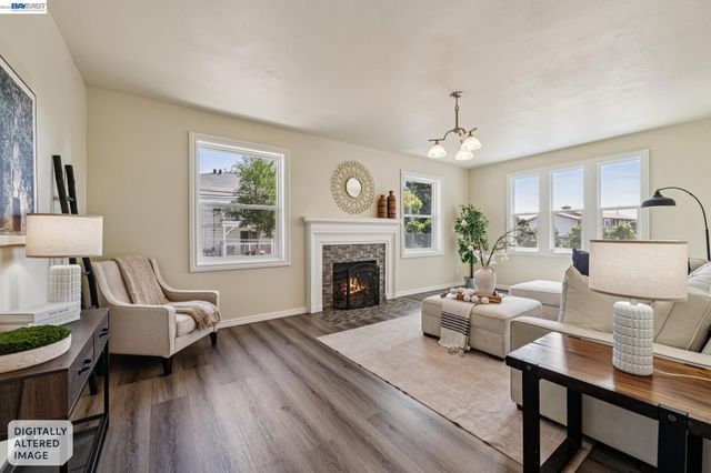 6031 Camden St, Oakland, CA 94605