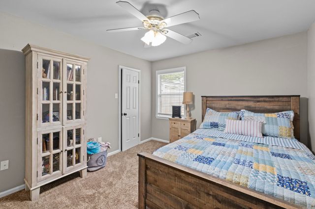 2213 E Maryland Avenue, Sherwood, AR 72120