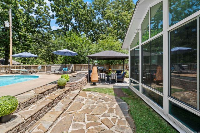 2213 E Maryland Avenue, Sherwood, AR 72120