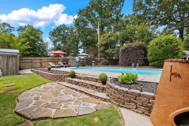 2213 E Maryland Avenue, Sherwood, AR 72120