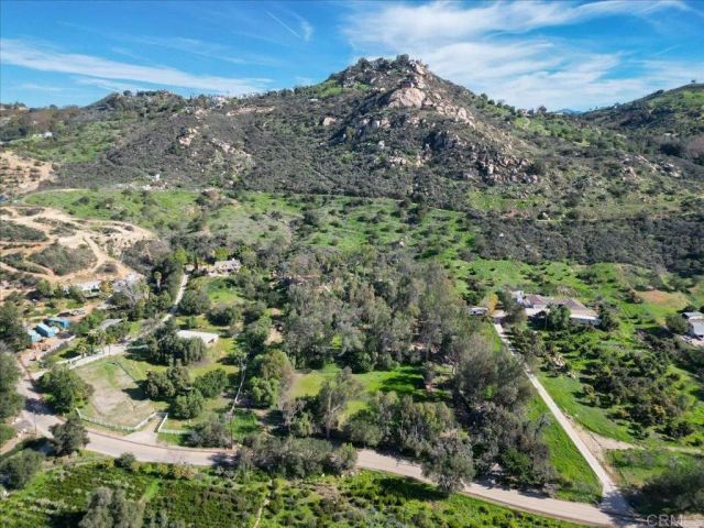 823 Rice Canyon Rd, Fallbrook, CA 92028