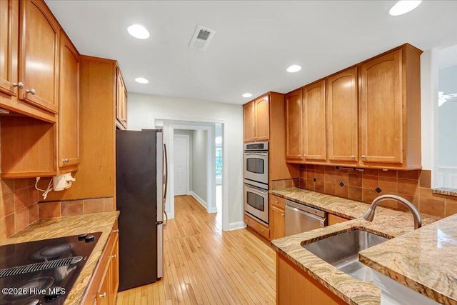 1041 Westport Drive, Winnabow, NC 28479