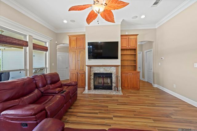39423 Oceanview Ave, Prairieville, LA 70769