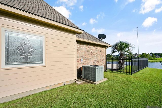39423 Oceanview Ave, Prairieville, LA 70769