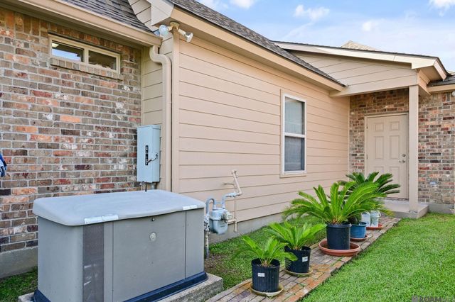39423 Oceanview Ave, Prairieville, LA 70769