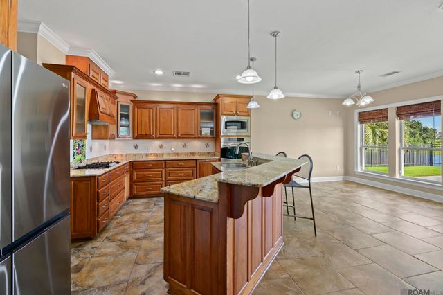 39423 Oceanview Ave, Prairieville, LA 70769