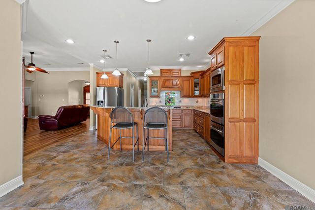 39423 Oceanview Ave, Prairieville, LA 70769