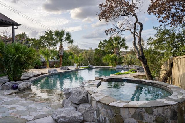 600 N River Hills RD, Austin, TX 78733