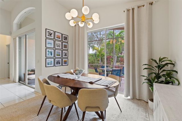 4108 65TH PLACE E, Sarasota, FL 34243