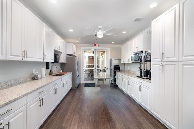 4108 65TH PLACE E, Sarasota, FL 34243