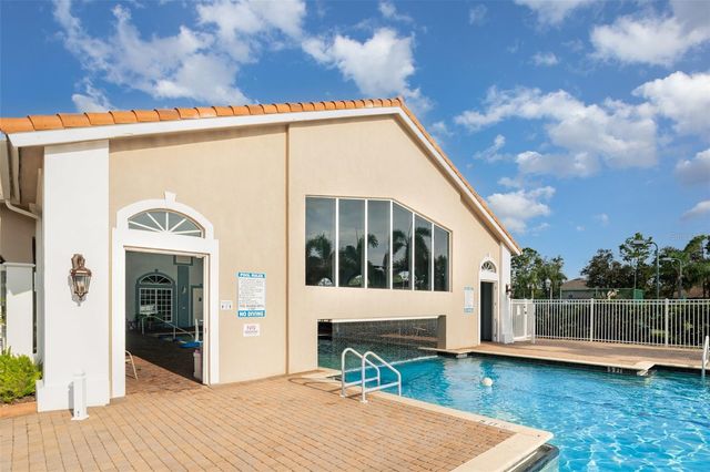 4108 65TH PLACE E, Sarasota, FL 34243