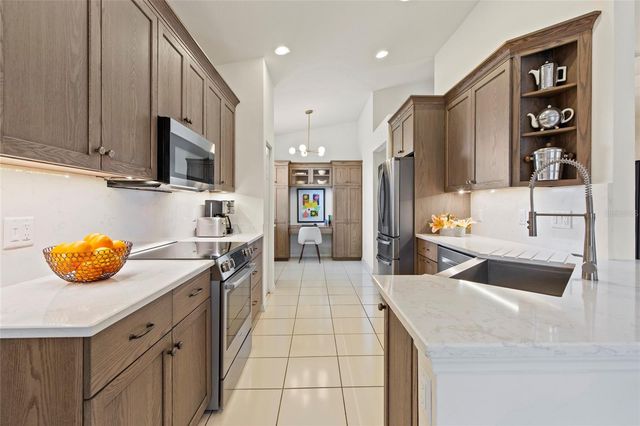 4108 65TH PLACE E, Sarasota, FL 34243