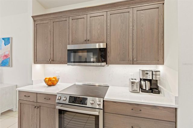 4108 65TH PLACE E, Sarasota, FL 34243