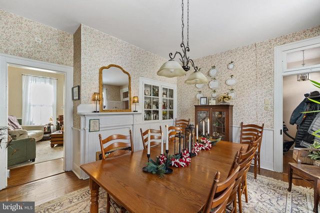 207 S MUHLENBERG ST, Woodstock, VA 22664