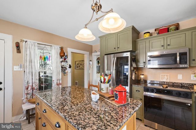 207 S MUHLENBERG ST, Woodstock, VA 22664