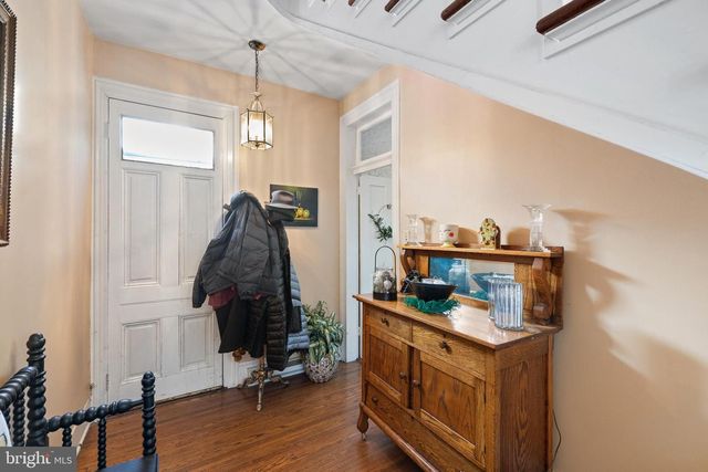 207 S MUHLENBERG ST, Woodstock, VA 22664