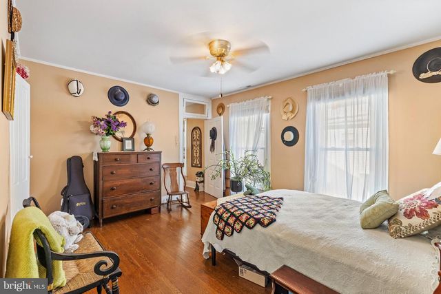 207 S MUHLENBERG ST, Woodstock, VA 22664