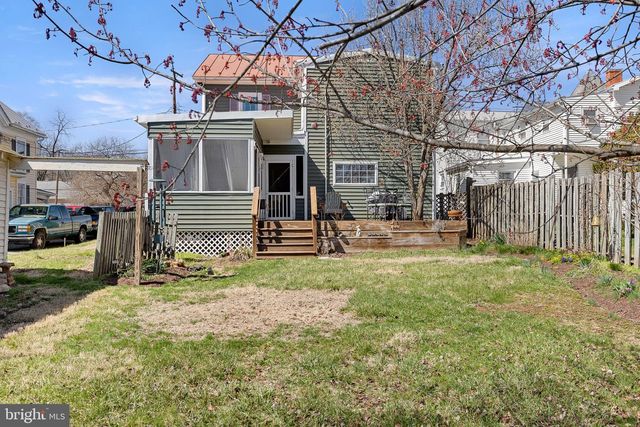 207 S MUHLENBERG ST, Woodstock, VA 22664