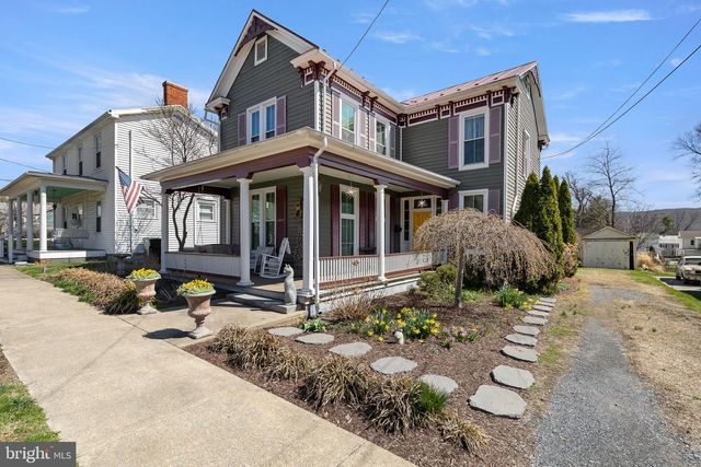 207 S MUHLENBERG ST, Woodstock, VA 22664