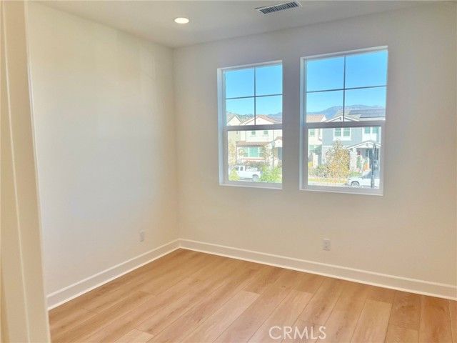 381 S Nevada Avenue, Ventura, CA 93004