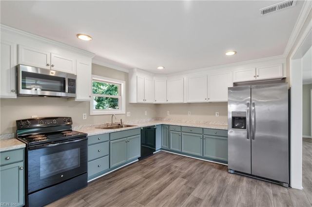 523 Reddick RD, Newport News, VA 23608