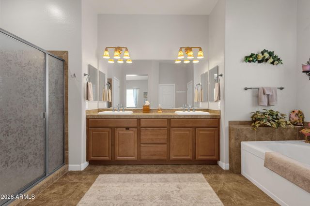 5754 W GAMBIT Trail, Phoenix, AZ 85083