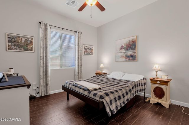 5754 W GAMBIT Trail, Phoenix, AZ 85083