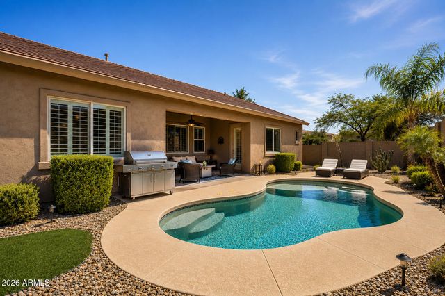 5754 W GAMBIT Trail, Phoenix, AZ 85083