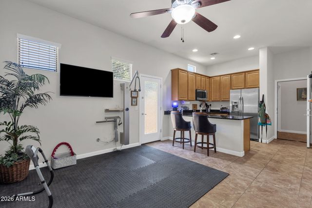 5754 W GAMBIT Trail, Phoenix, AZ 85083