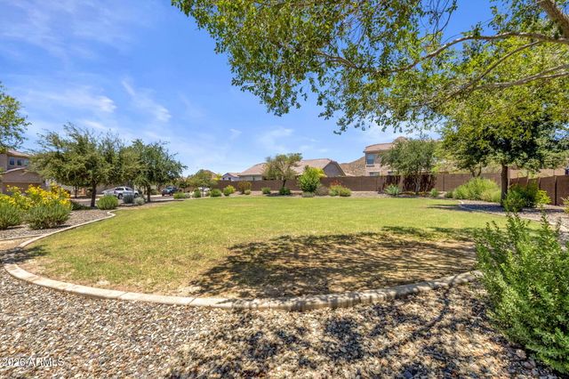 5754 W GAMBIT Trail, Phoenix, AZ 85083