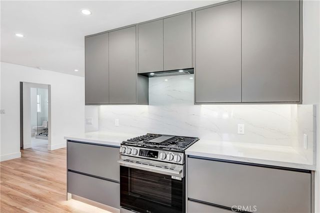 6722 6724 Katherine Avenue, Van Nuys, CA 91405