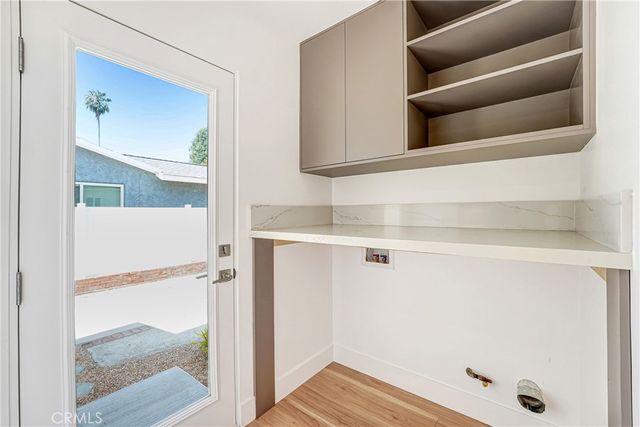 6722 6724 Katherine Avenue, Van Nuys, CA 91405