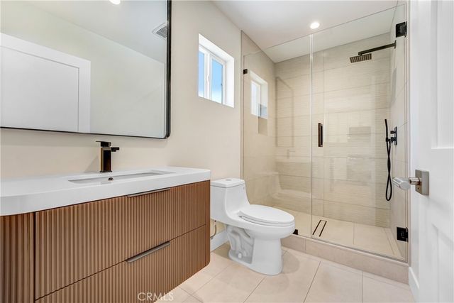 6722 6724 Katherine Avenue, Van Nuys, CA 91405