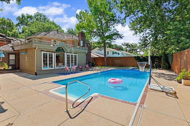 271 N Rutland Rd, Wichita, KS 67206