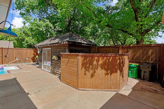 271 N Rutland Rd, Wichita, KS 67206