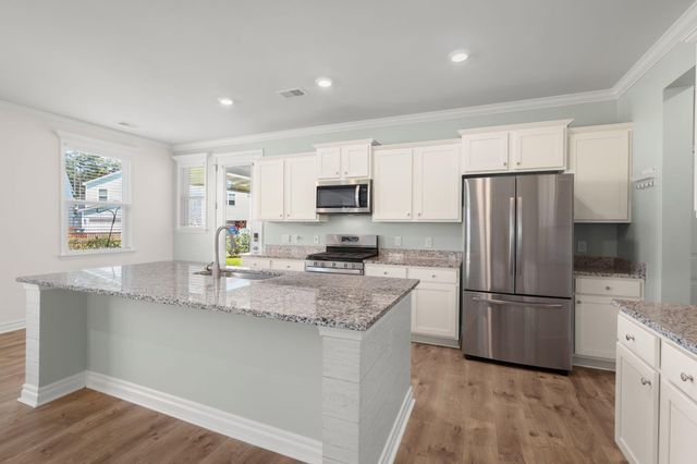 122 Loon Drive, Summerville, SC 29483
