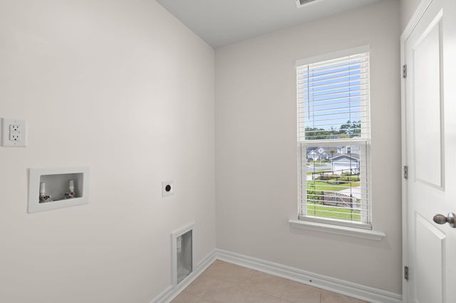 122 Loon Drive, Summerville, SC 29483