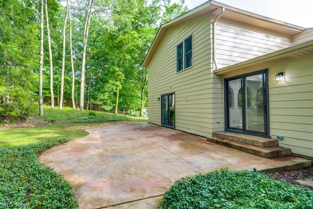 4100 Bunker Court, North Royalton, OH 44133