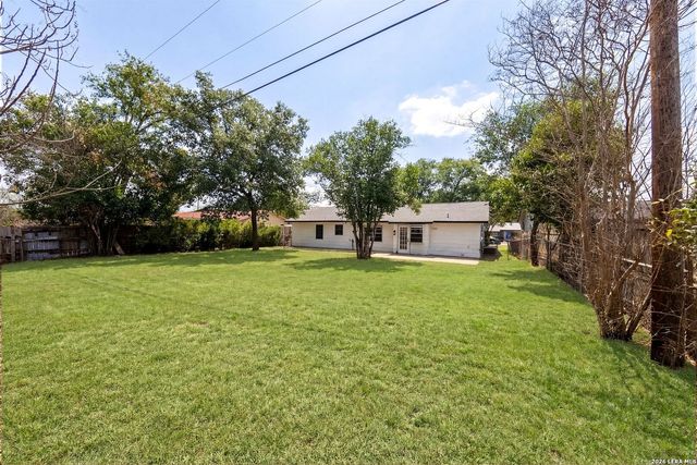 3131 Whitewing, San Antonio, TX 78230