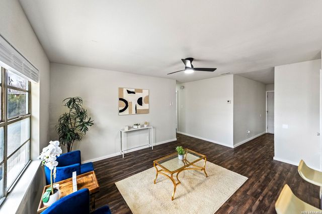 3131 Whitewing, San Antonio, TX 78230