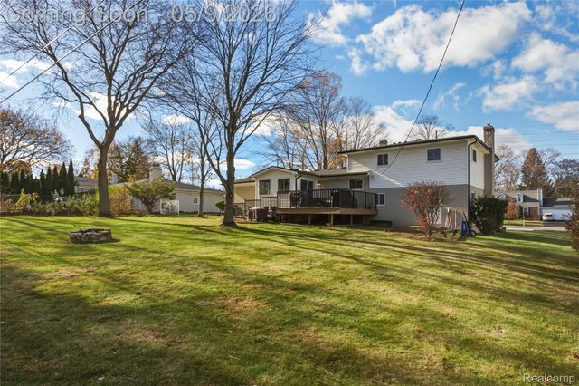 307 Old Perch Road, Rochester Hills, MI 48309