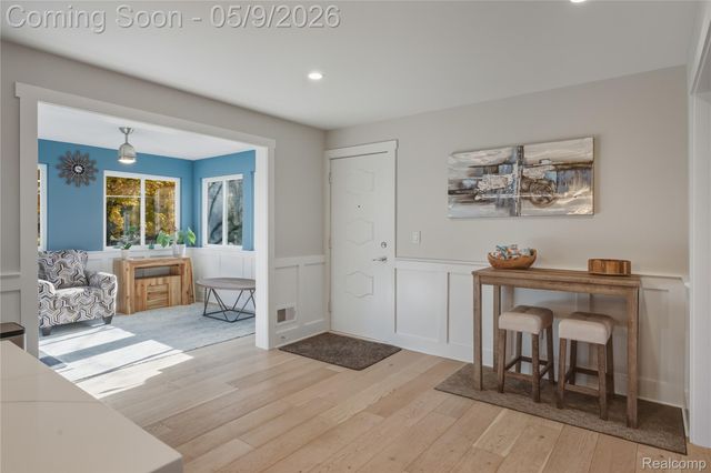 307 Old Perch Road, Rochester Hills, MI 48309